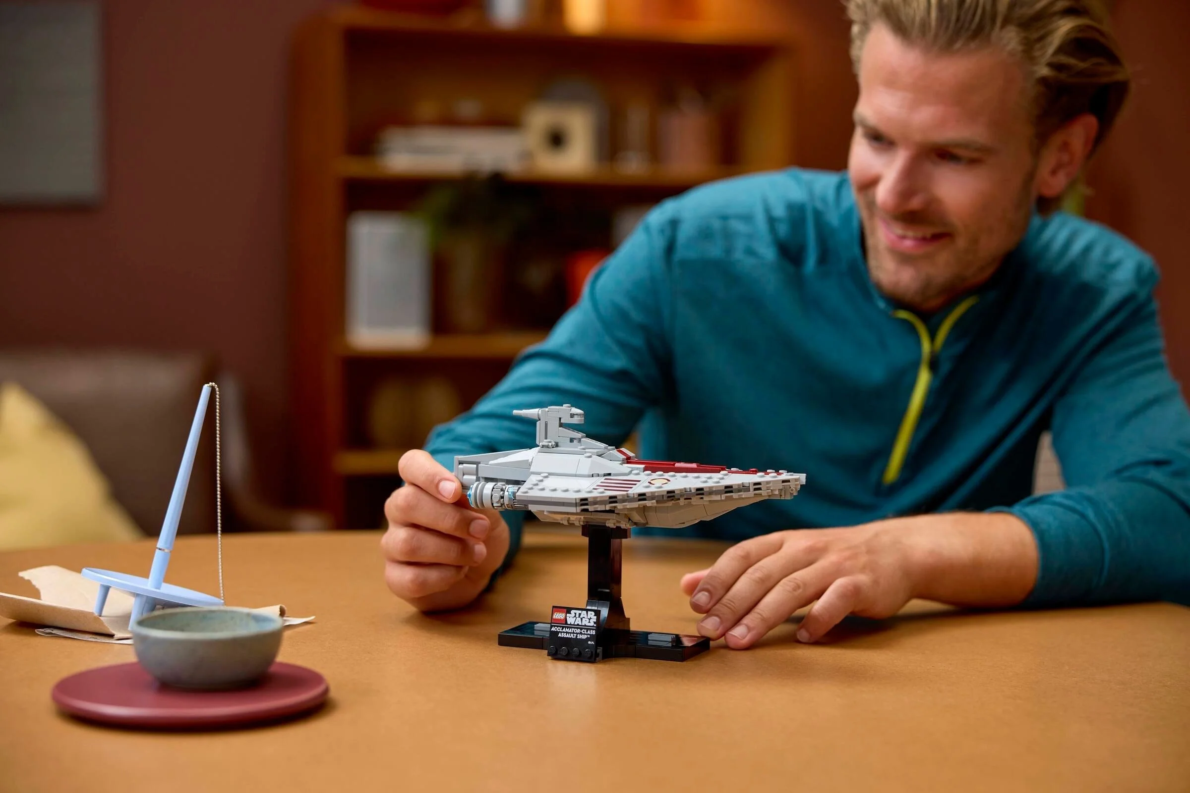 LEGO® 75404 Krążownik szturmowy typu Acclamator - zdjęcie 9