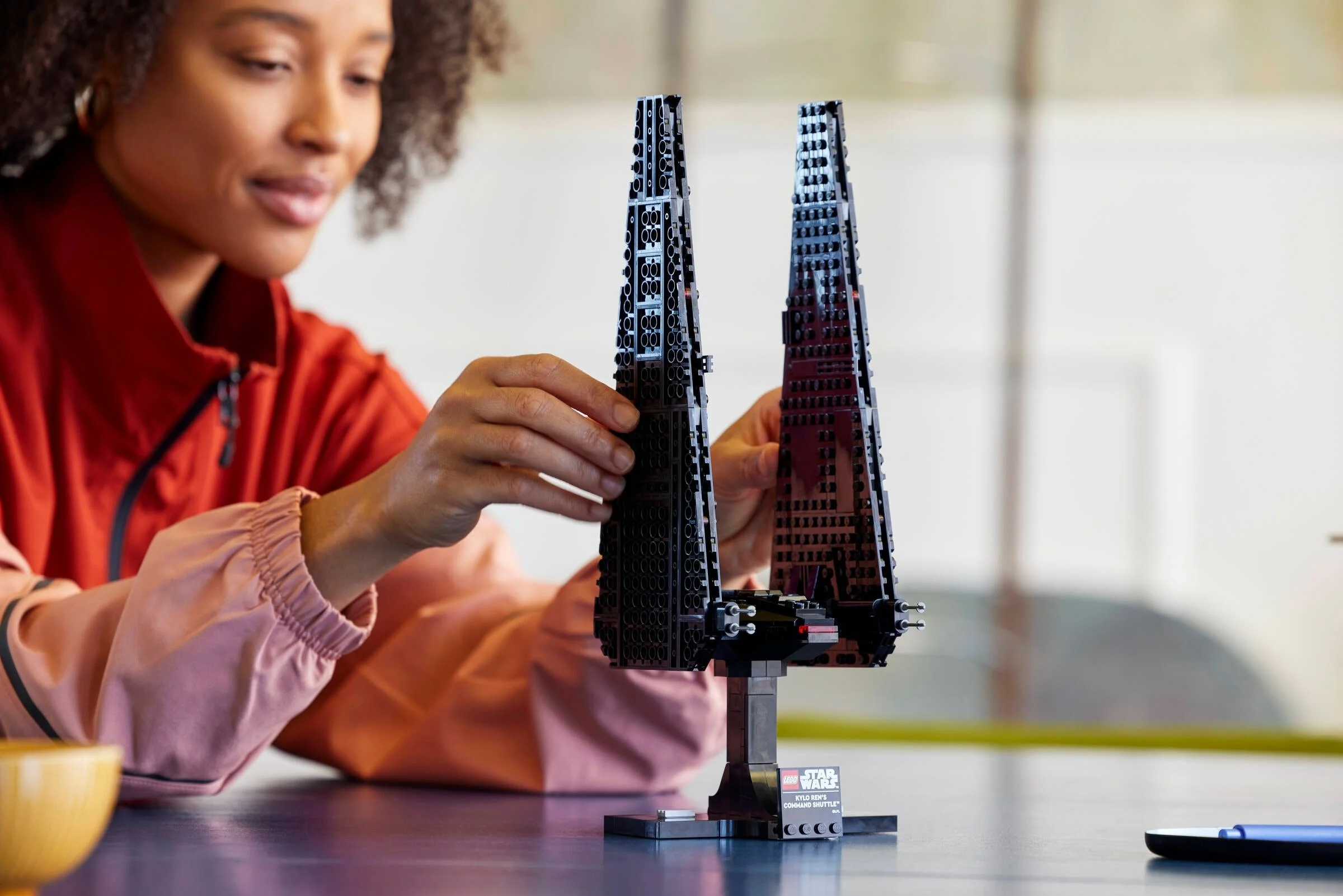 LEGO® 75406 Wahadłowiec Dowodzenia Kylo Rena - zdjęcie 6