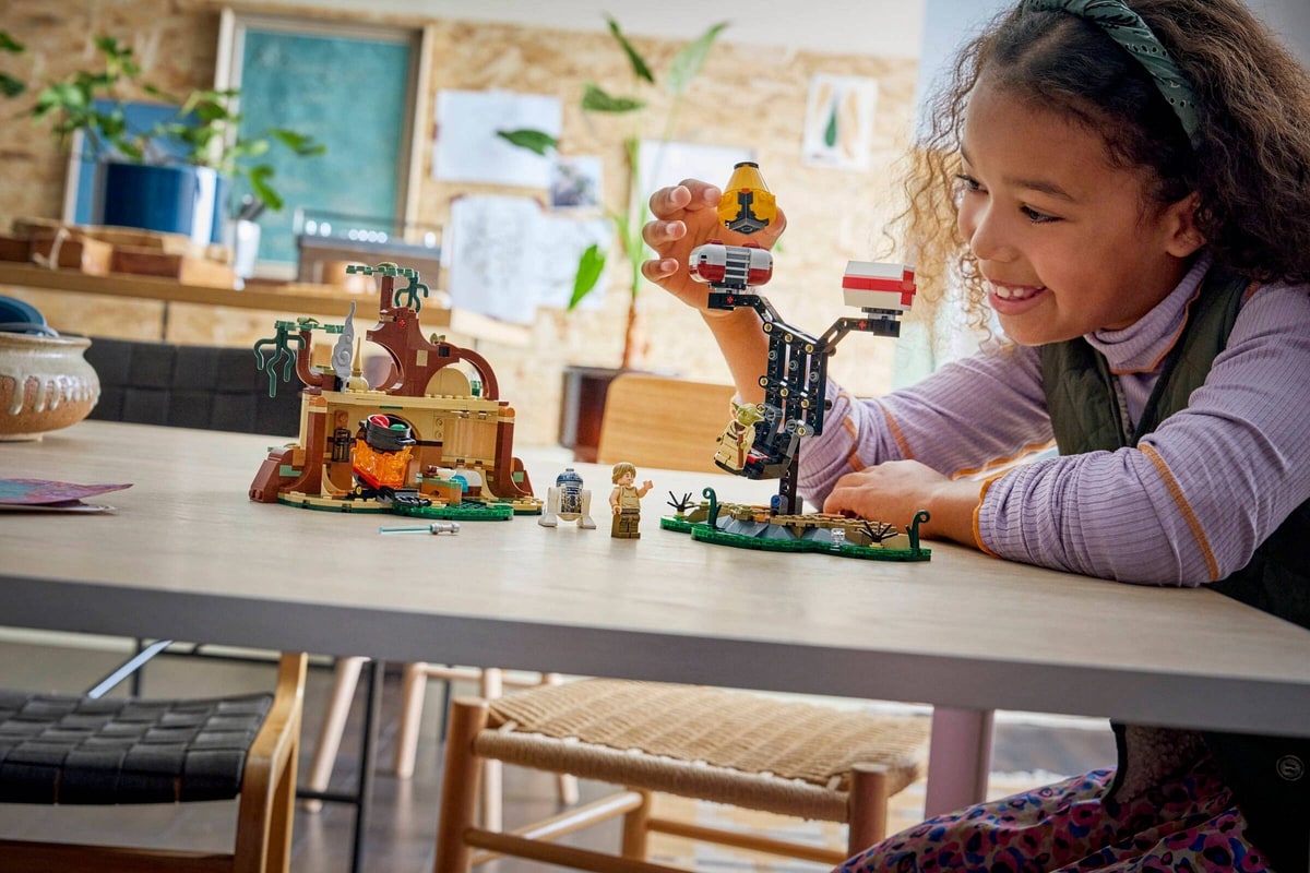 LEGO® 75422 SMART Play: Chatka Yody i szkolenie Jedi - zdjęcie 11