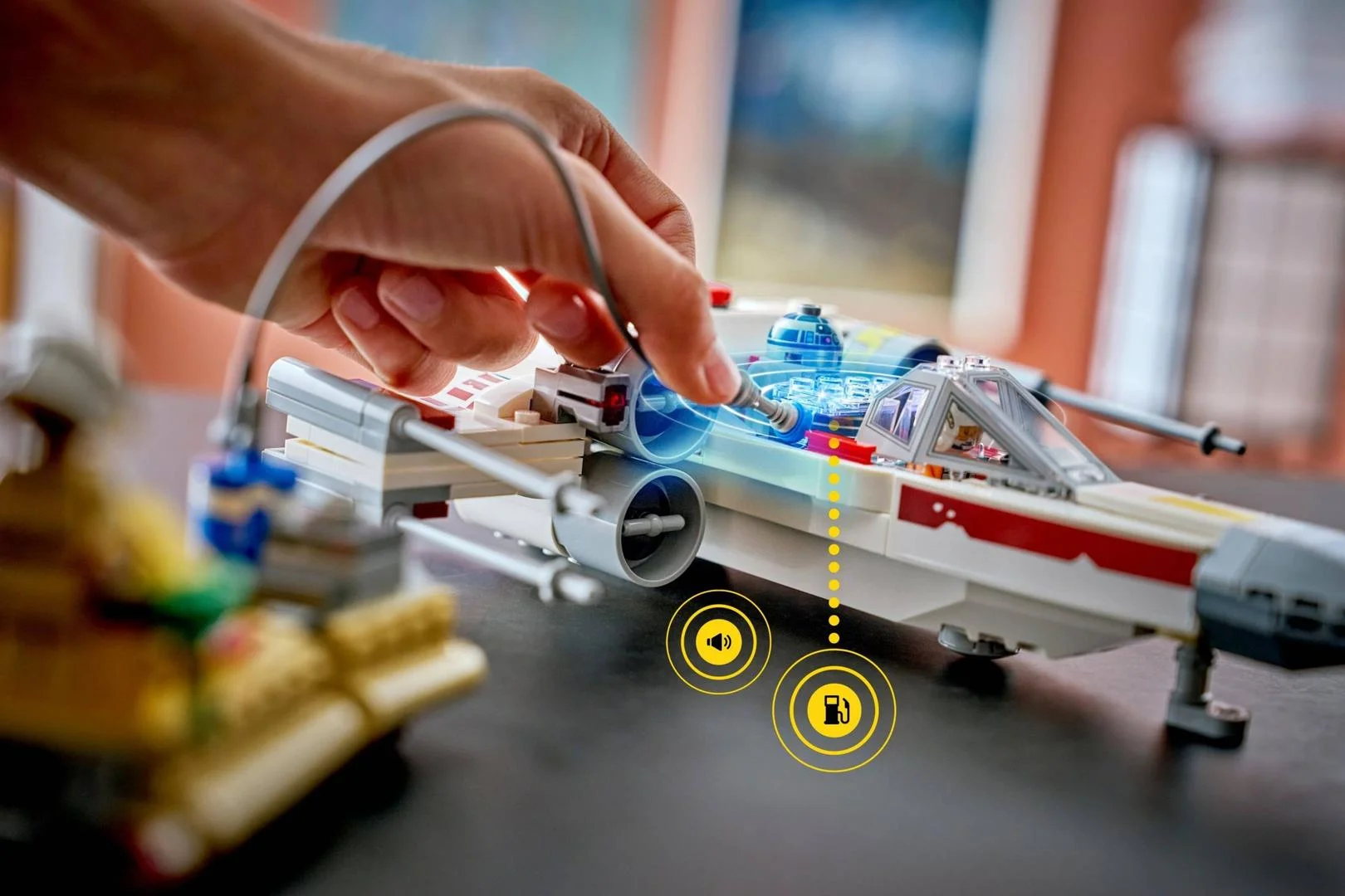 LEGO® 75423 LEGO Star Wars Smart Play X-Wing Czerwona Piątka Luke’a - zdjęcie 15