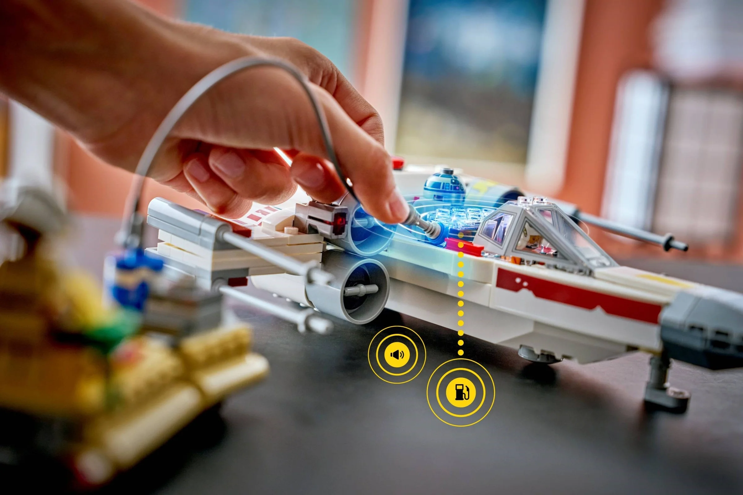 LEGO® 75423 LEGO Star Wars Smart Play X-Wing Czerwona Piątka Luke’a - zdjęcie 38