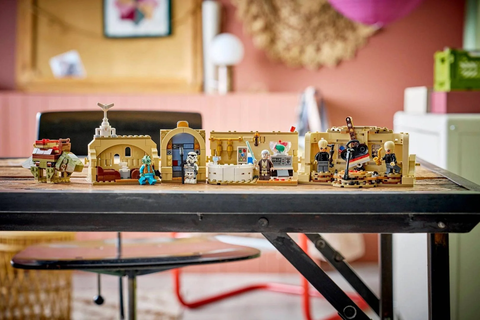 LEGO® 75425 LEGO Star Wars SMART Play Kantyna Mos Eisley - zdjęcie 9