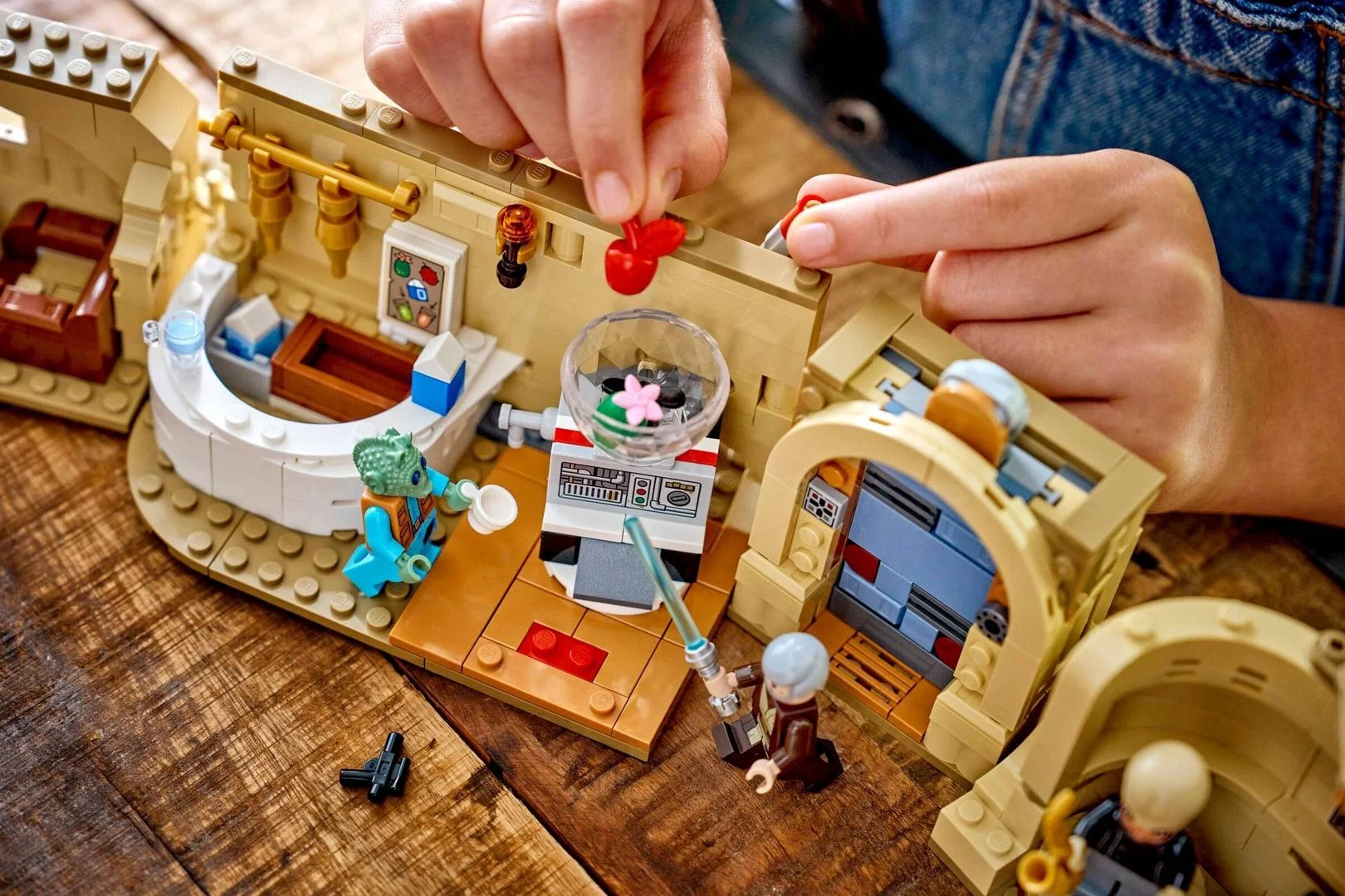 LEGO® 75425 LEGO Star Wars SMART Play Kantyna Mos Eisley - zdjęcie 13