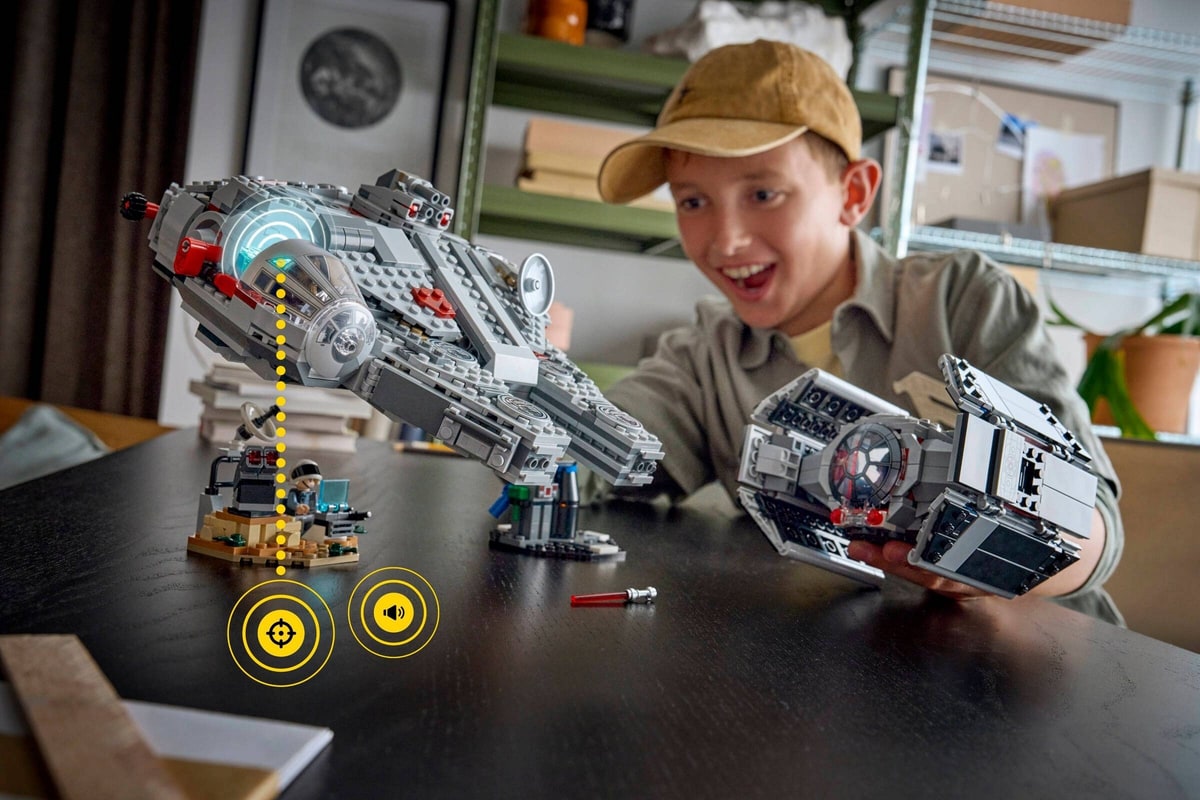 LEGO® 75426 SMART Play: Sokół Millennium - zdjęcie 11