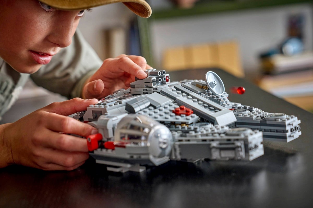 LEGO® 75426 SMART Play: Sokół Millennium - zdjęcie 15