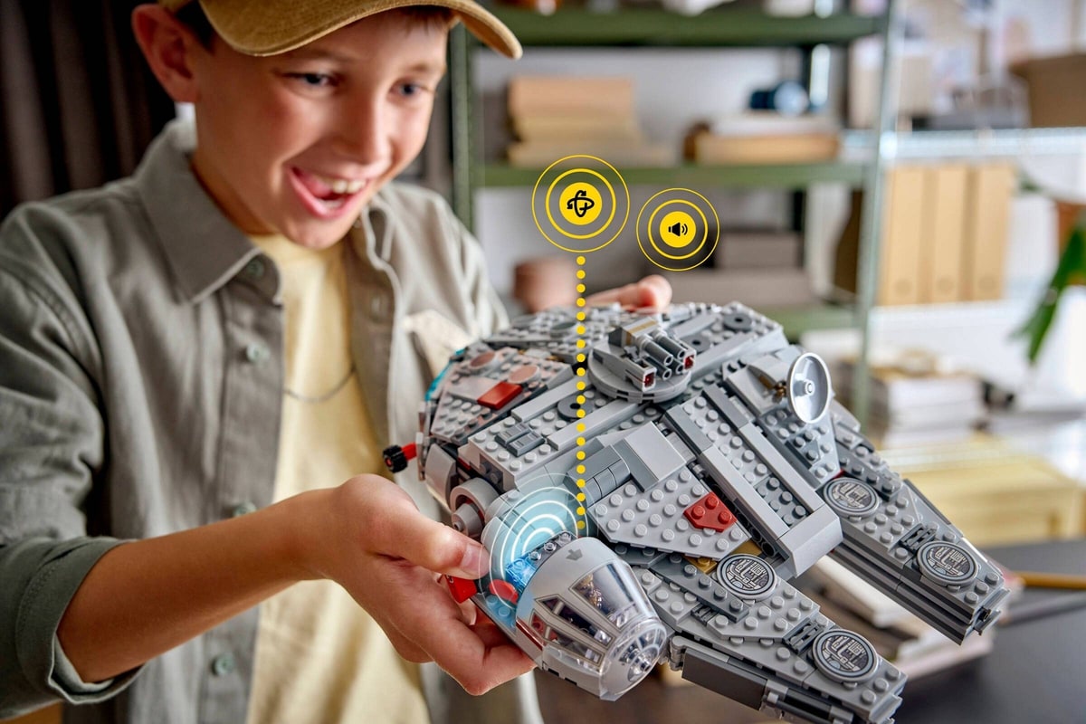 LEGO® 75426 SMART Play: Sokół Millennium - zdjęcie 17