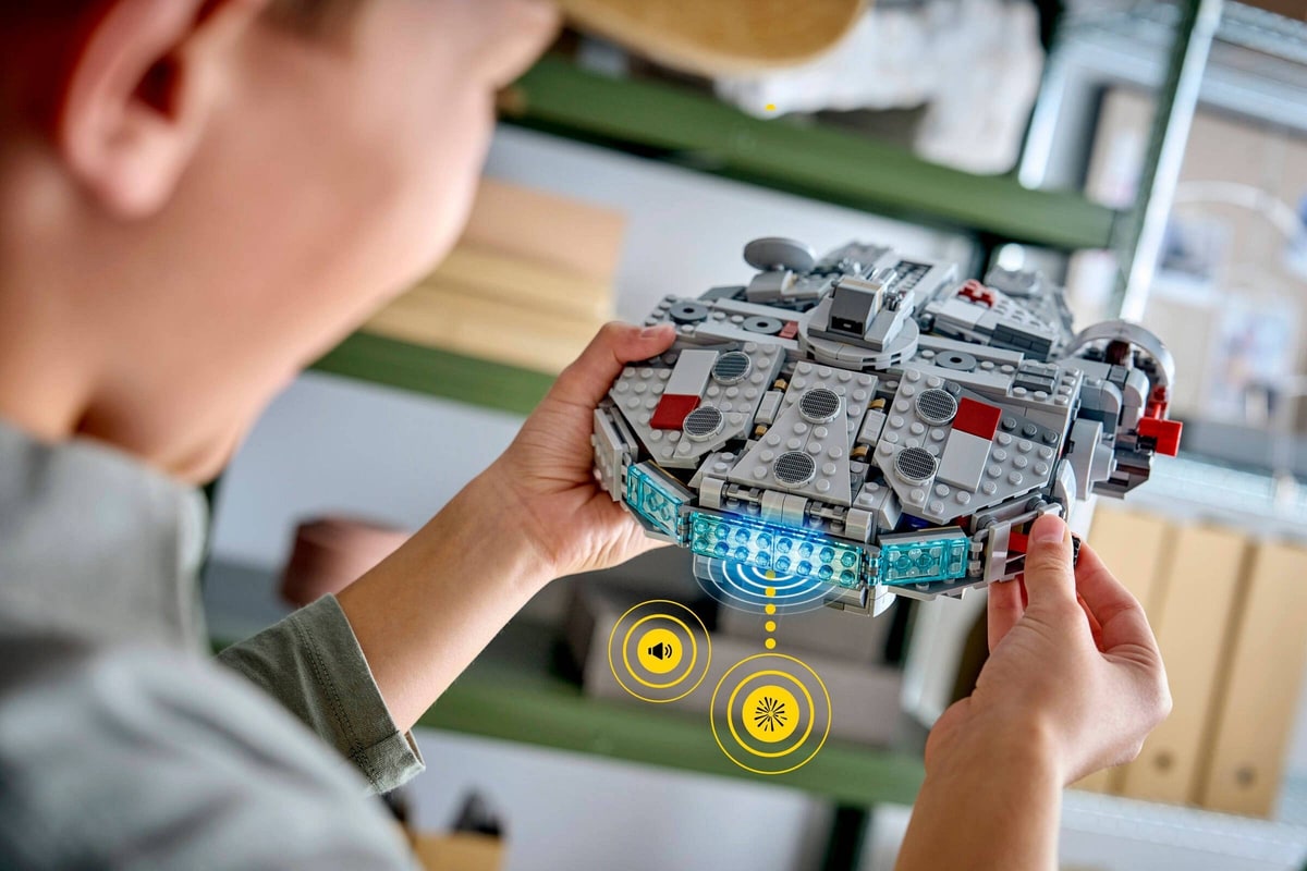 LEGO® 75426 SMART Play: Sokół Millennium - zdjęcie 19
