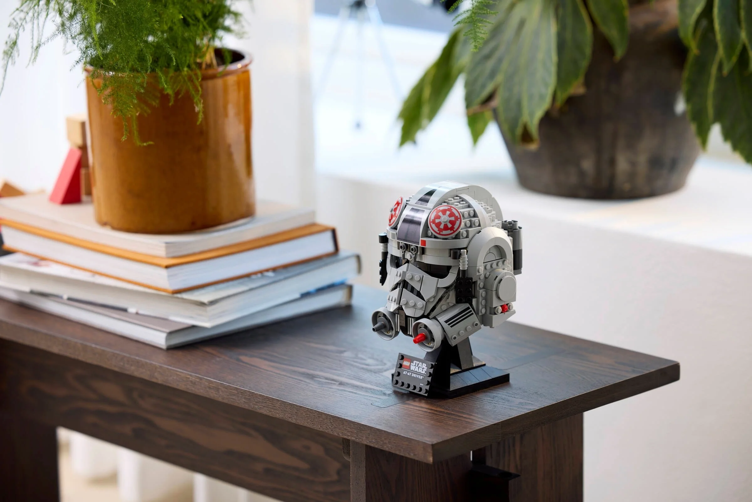 LEGO® 75429 Wars Hełm operatora At-at - zdjęcie 5