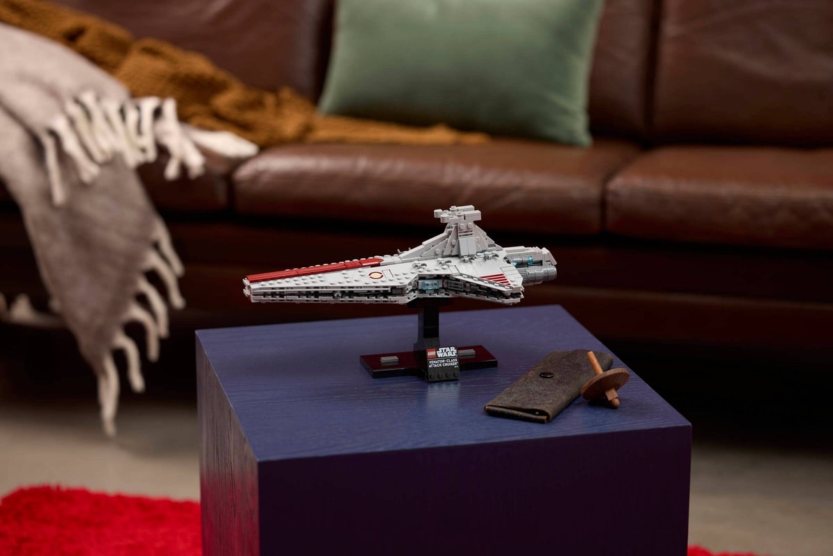 LEGO® 75441 Krążownik szturmowy typu Venator - zdjęcie 16