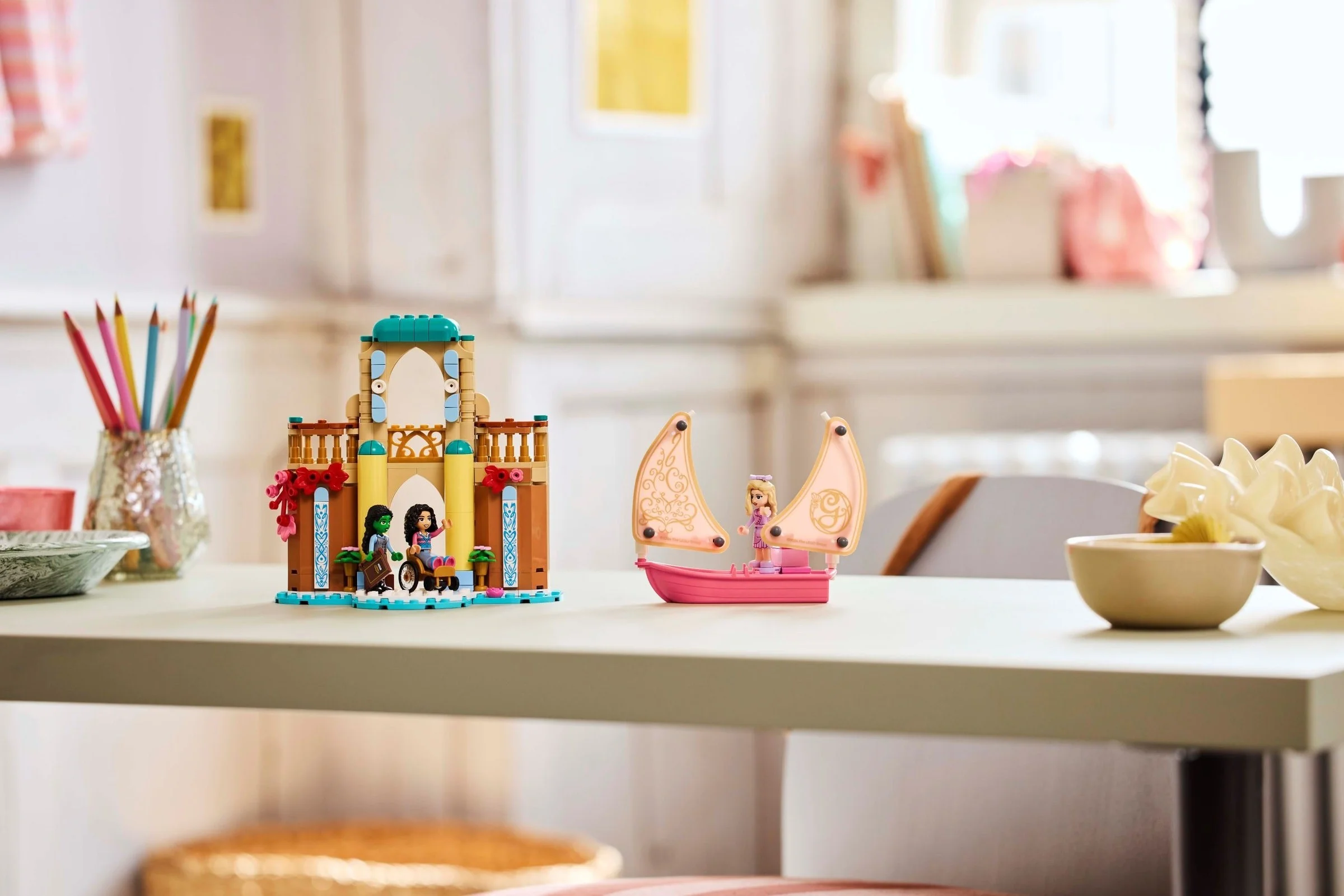 LEGO® 75681 Glinda, Elphaba i Nessarose na Shiz University - zdjęcie 6