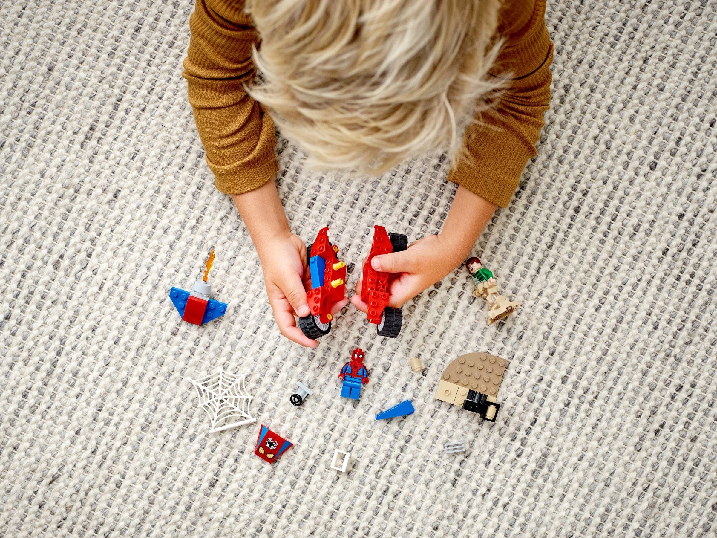 LEGO® 76172 Pojedynek Spider-Mana z Sandmanem - zdjęcie 7