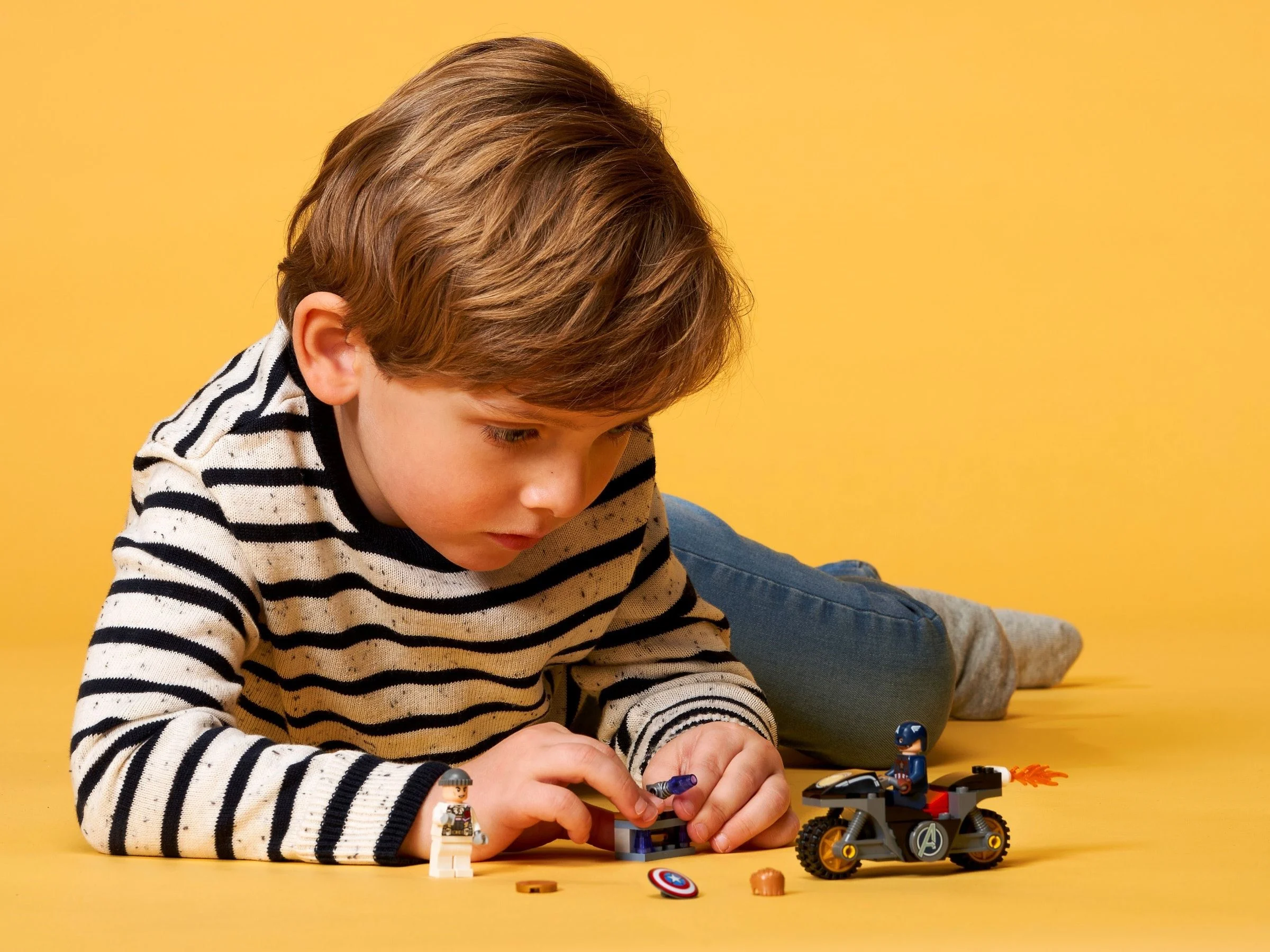 LEGO® 76189 Avengers Kapitan Ameryka i pojedynek z Hydrą - zdjęcie 9