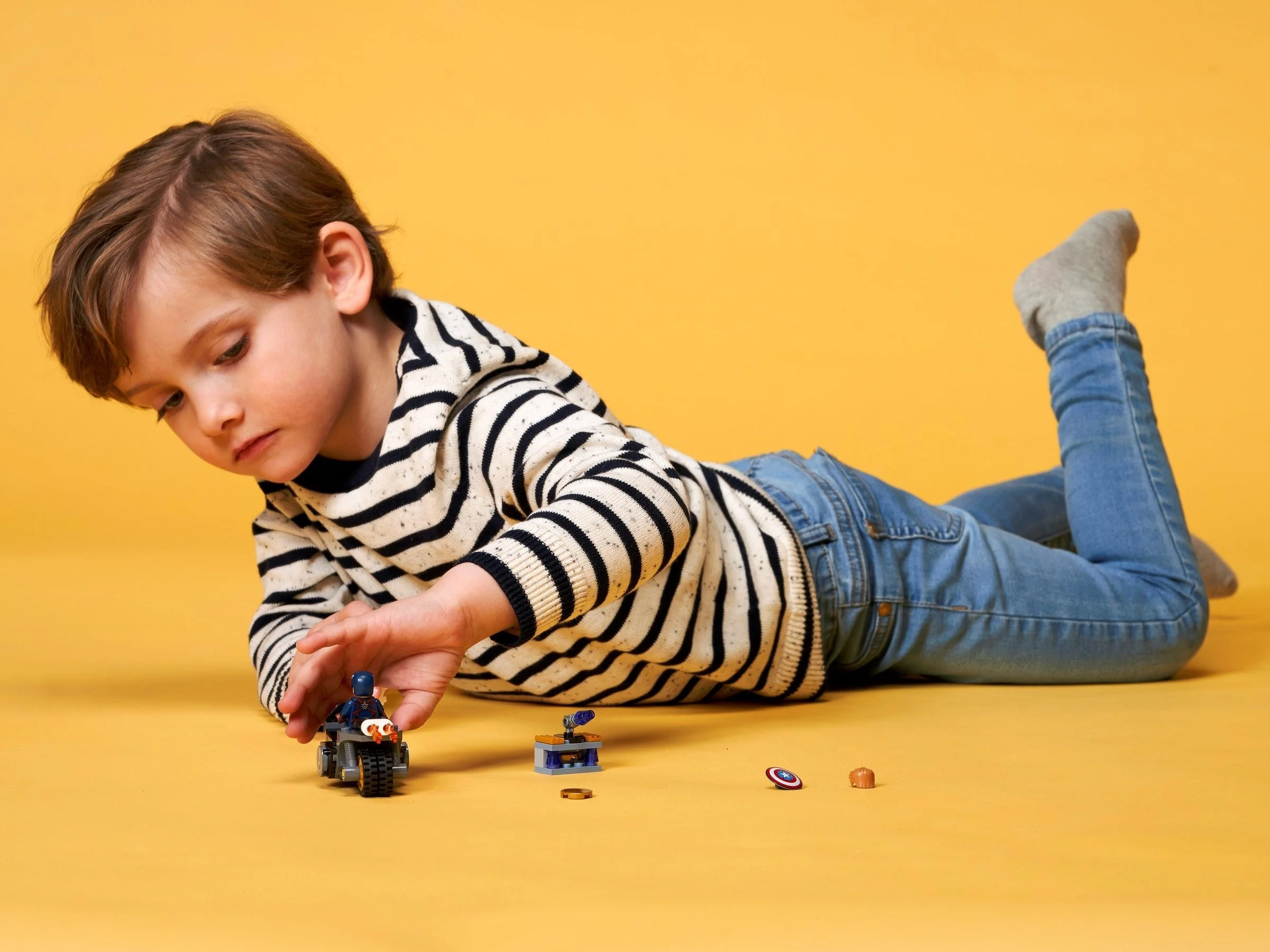 LEGO® 76189 Avengers Kapitan Ameryka i pojedynek z Hydrą - zdjęcie 10