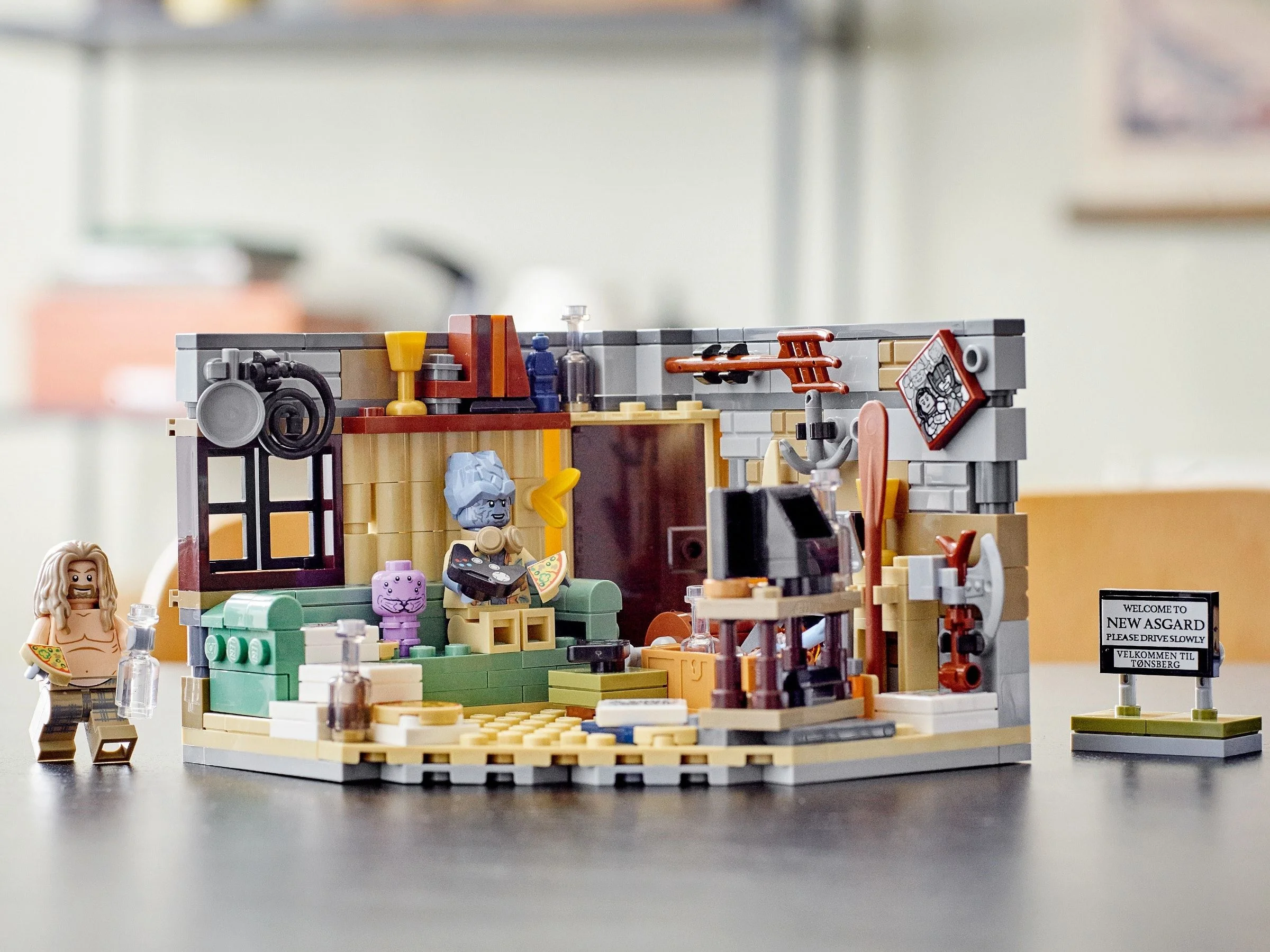 LEGO® 76200 Heroes Bro Thor’s New Asgard - zdjęcie 9