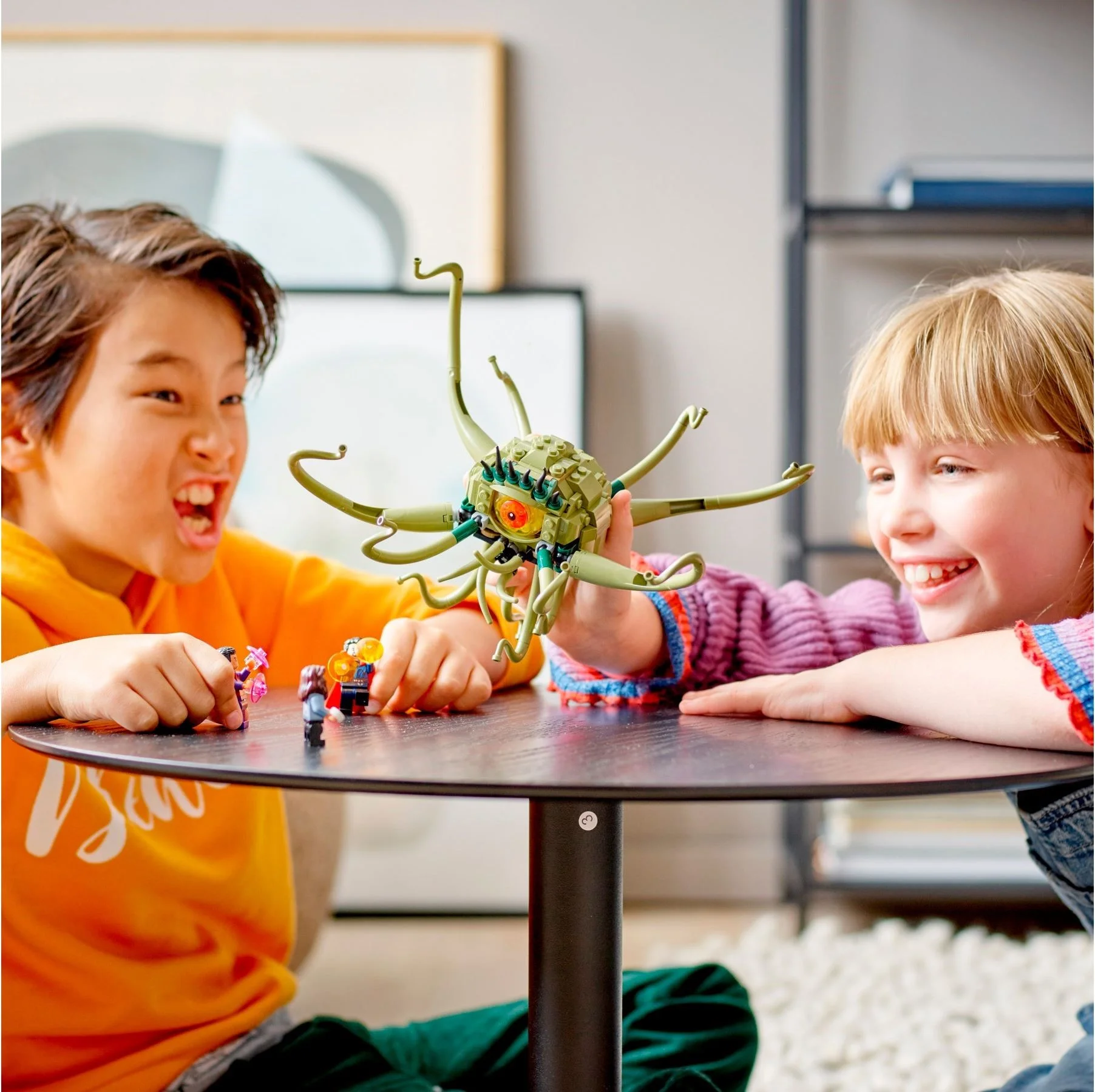 LEGO® 76205 Starcie z Gargantosem​ - zdjęcie 5