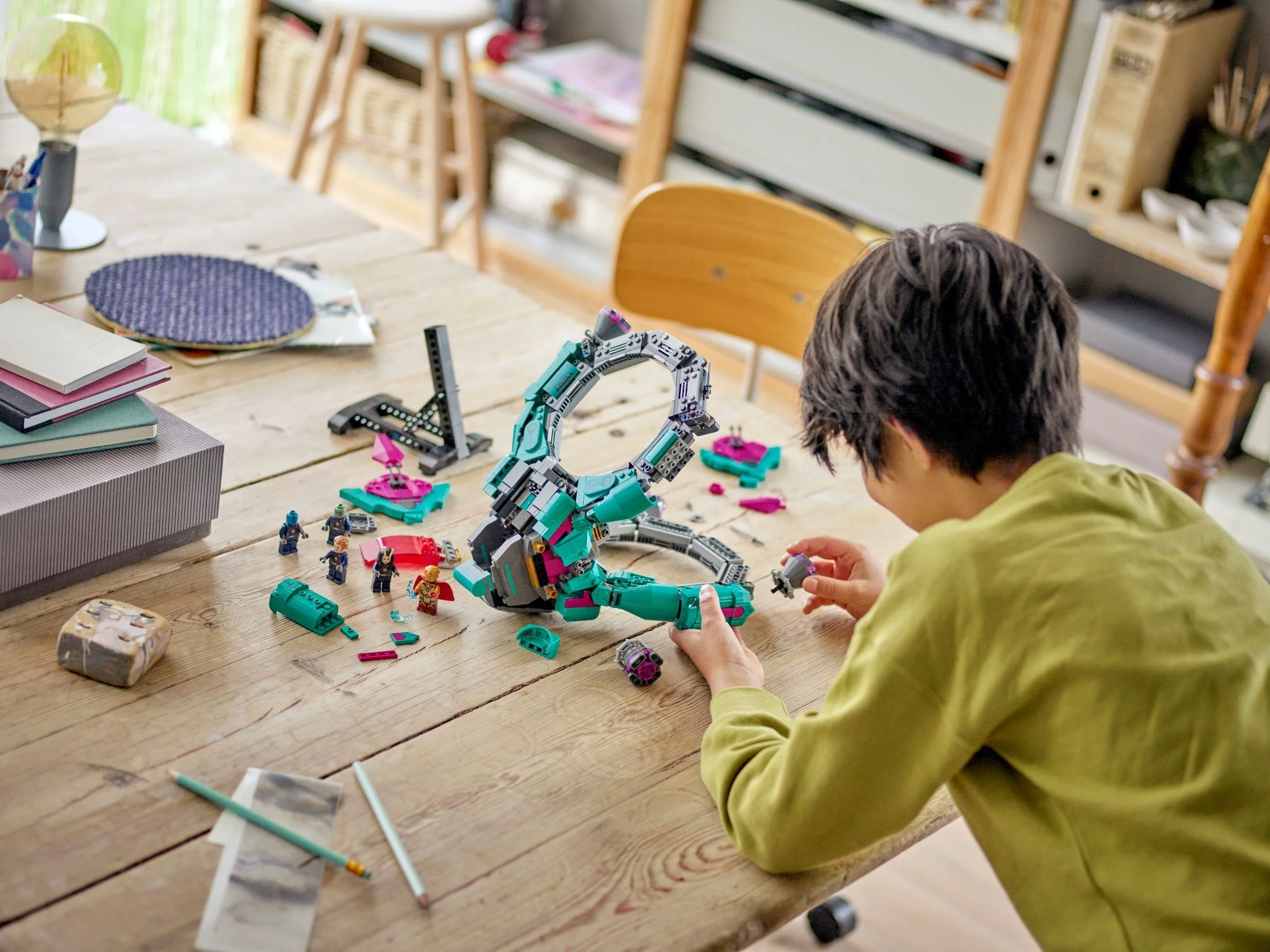 LEGO® 76255 Nowy statek Strażników - zdjęcie 4