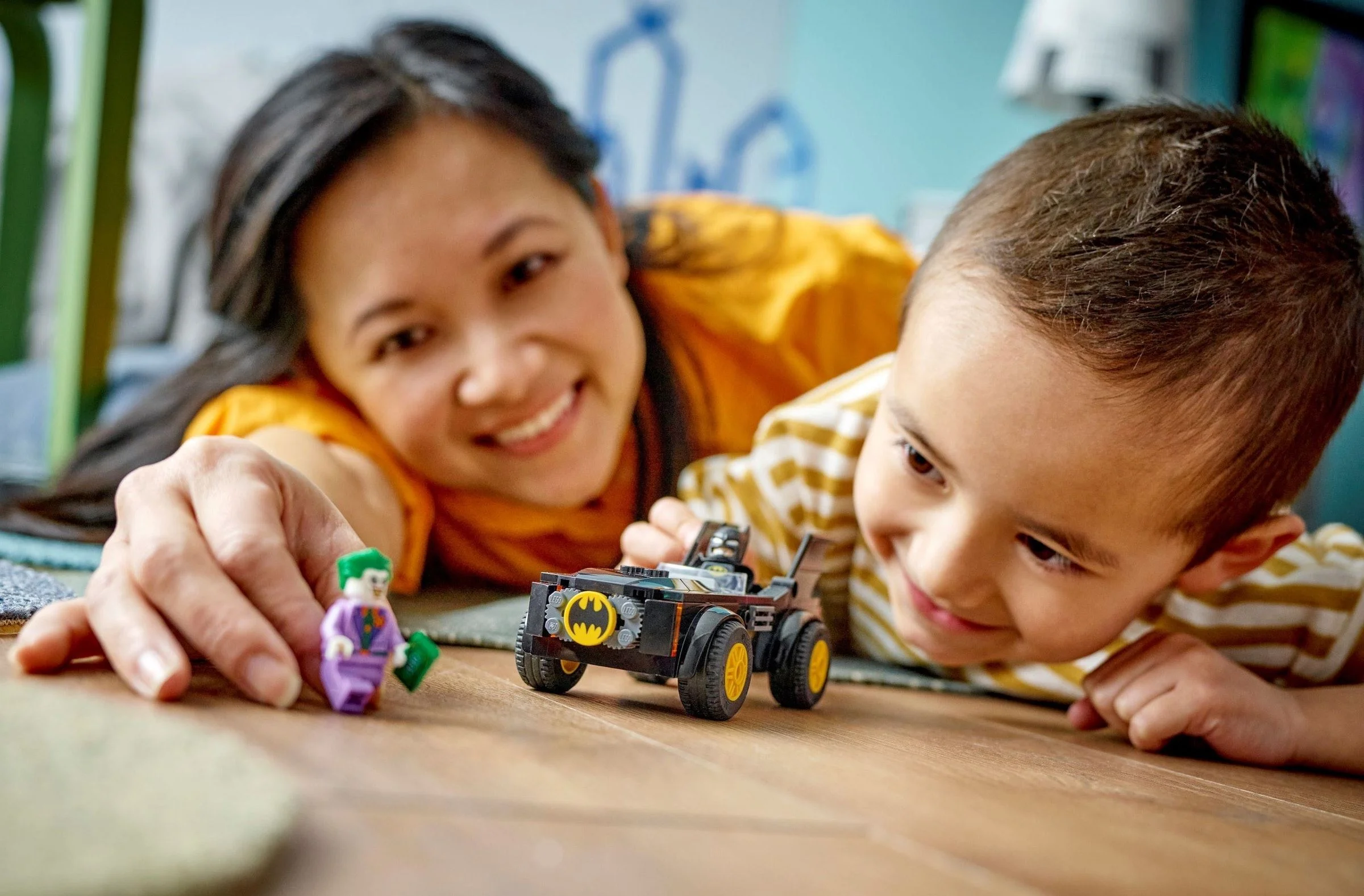 LEGO® 76264 LEGO Super Heroes Batmobil Pogoń: Batman kontra Joker - zdjęcie 7