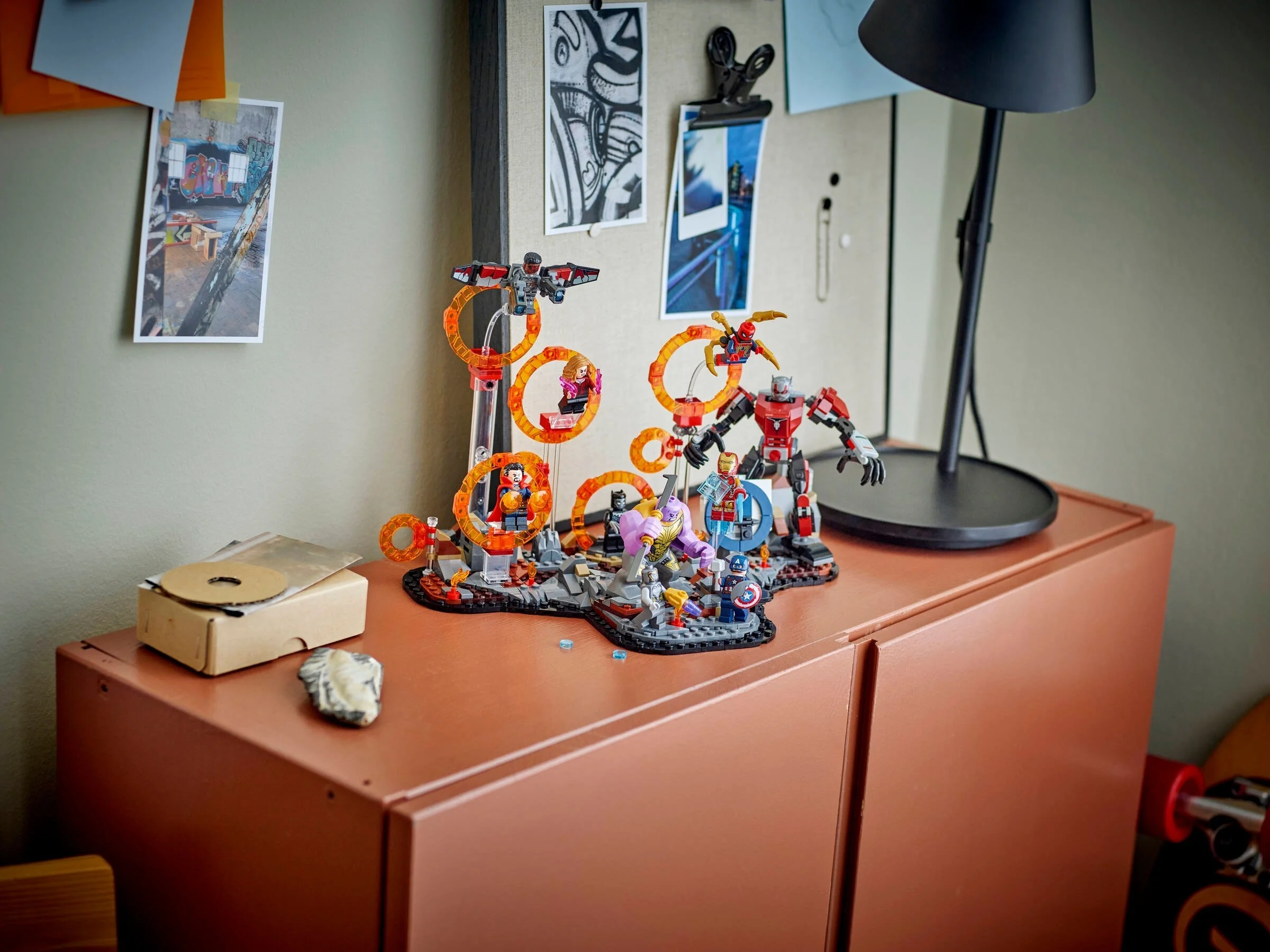 LEGO® 76323 Avengers: Koniec gry - ostateczna bitwa - zdjęcie 6