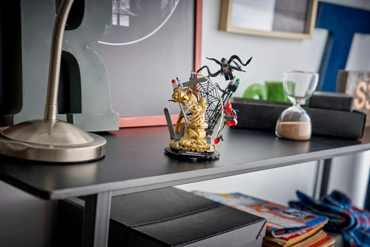 LEGO® 76334 Super Heroes Epicka Bitwa: Spider-man Kontra Sandman - zdjęcie 9