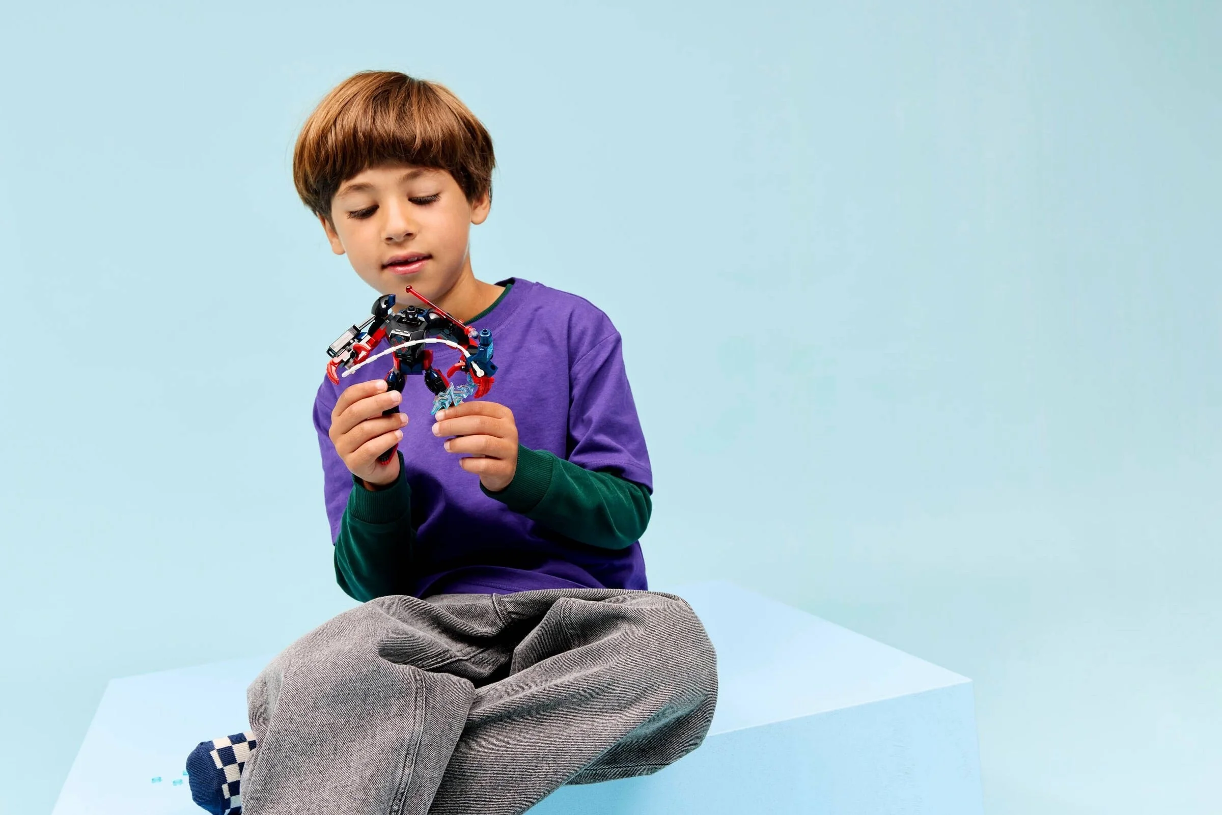 LEGO® 76337 Super Heroes Miles Morales Kontra Spider-man 2099 - zdjęcie 17