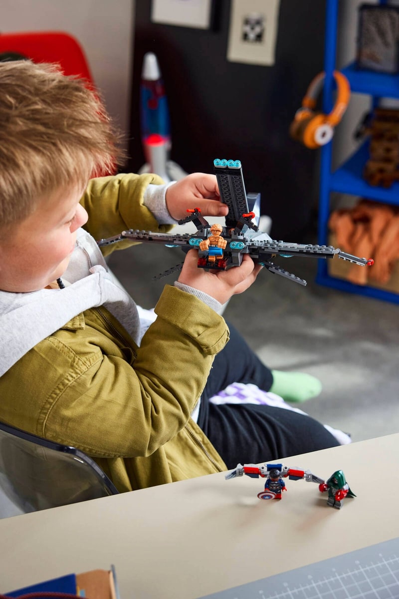 LEGO® 76347 Avengers: Doomsday Quinjet - zdjęcie 6