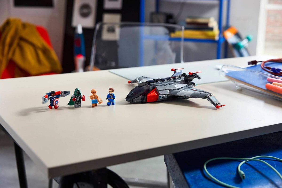LEGO® 76347 Avengers: Doomsday Quinjet - zdjęcie 7