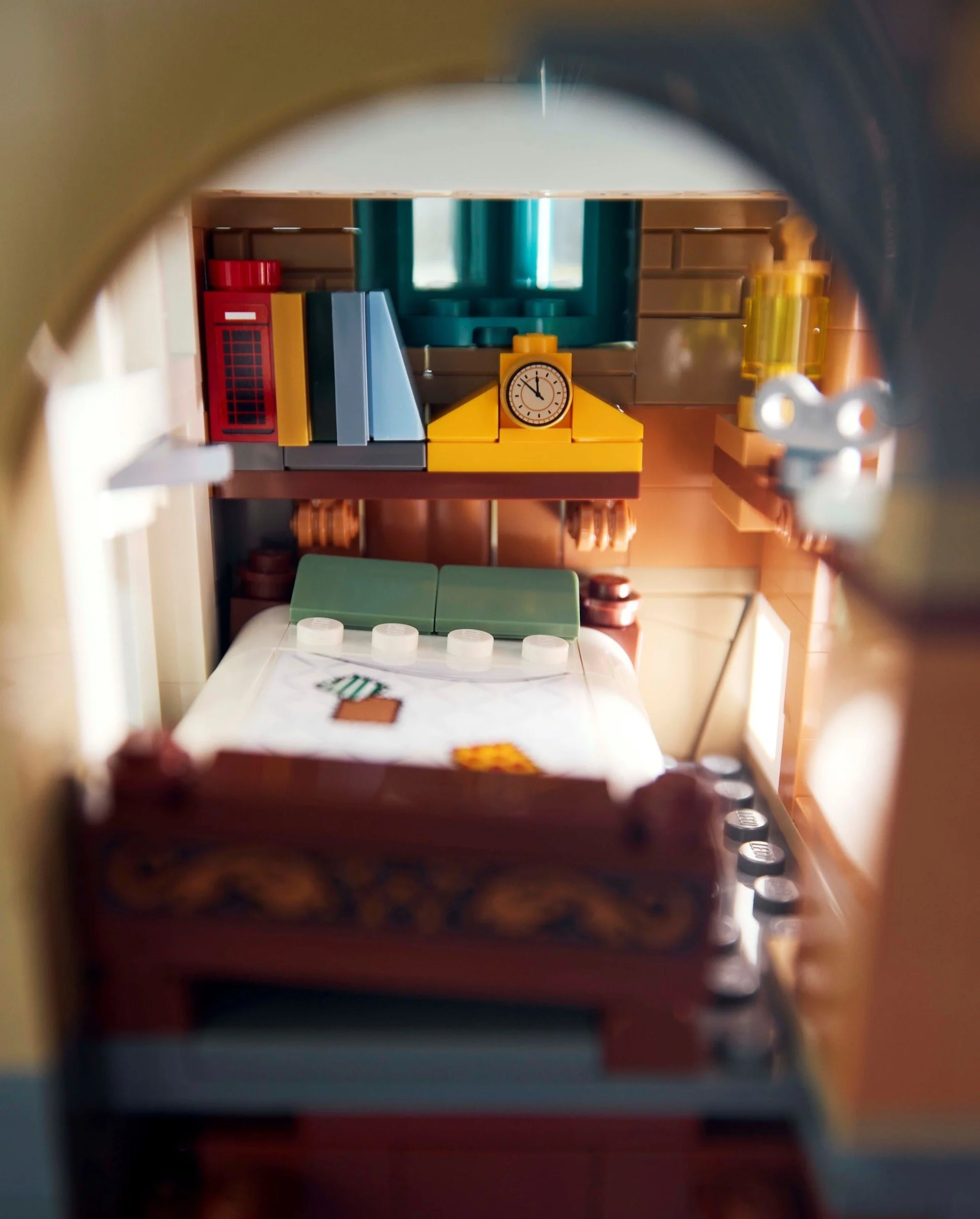 LEGO® 76437 Nora - edycja kolekcjonerska - zdjęcie 3