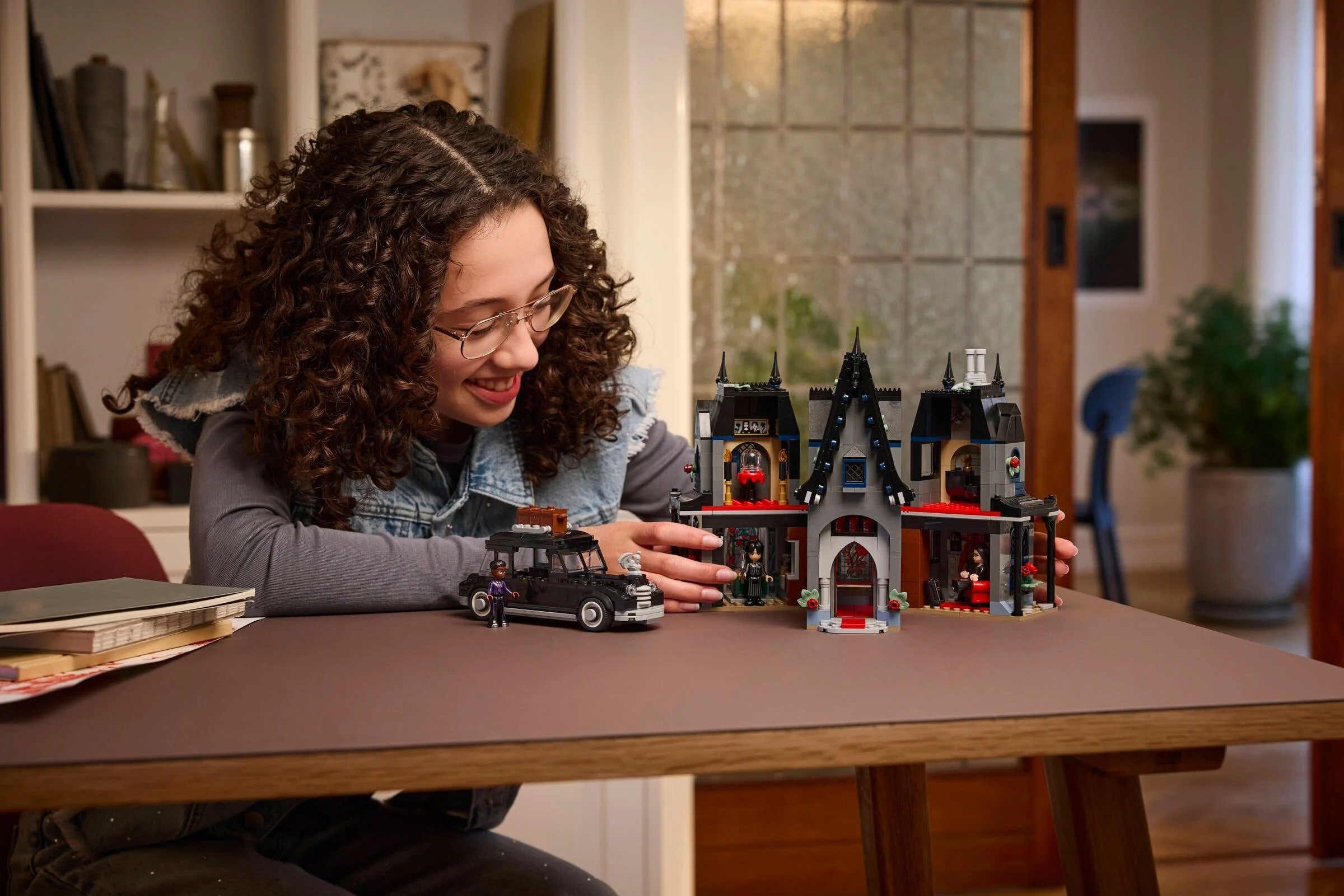 LEGO® 76786 Chatka Morticii - zdjęcie 9