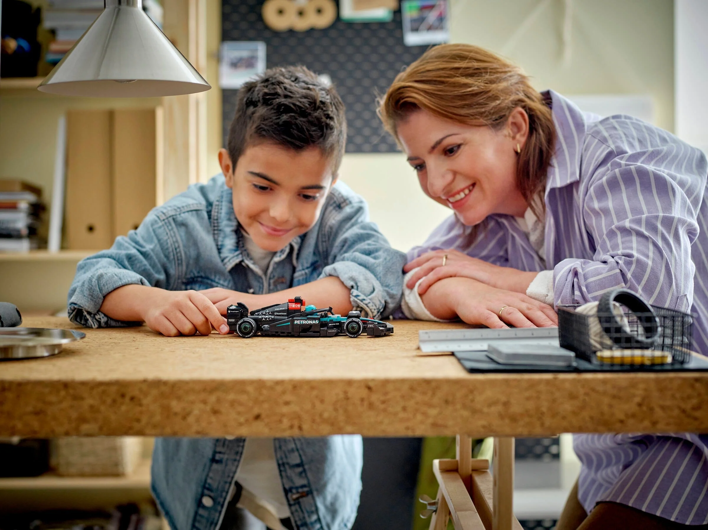 LEGO® 77244 Bolid F1® Mercedes - AMG W15 - zdjęcie 8