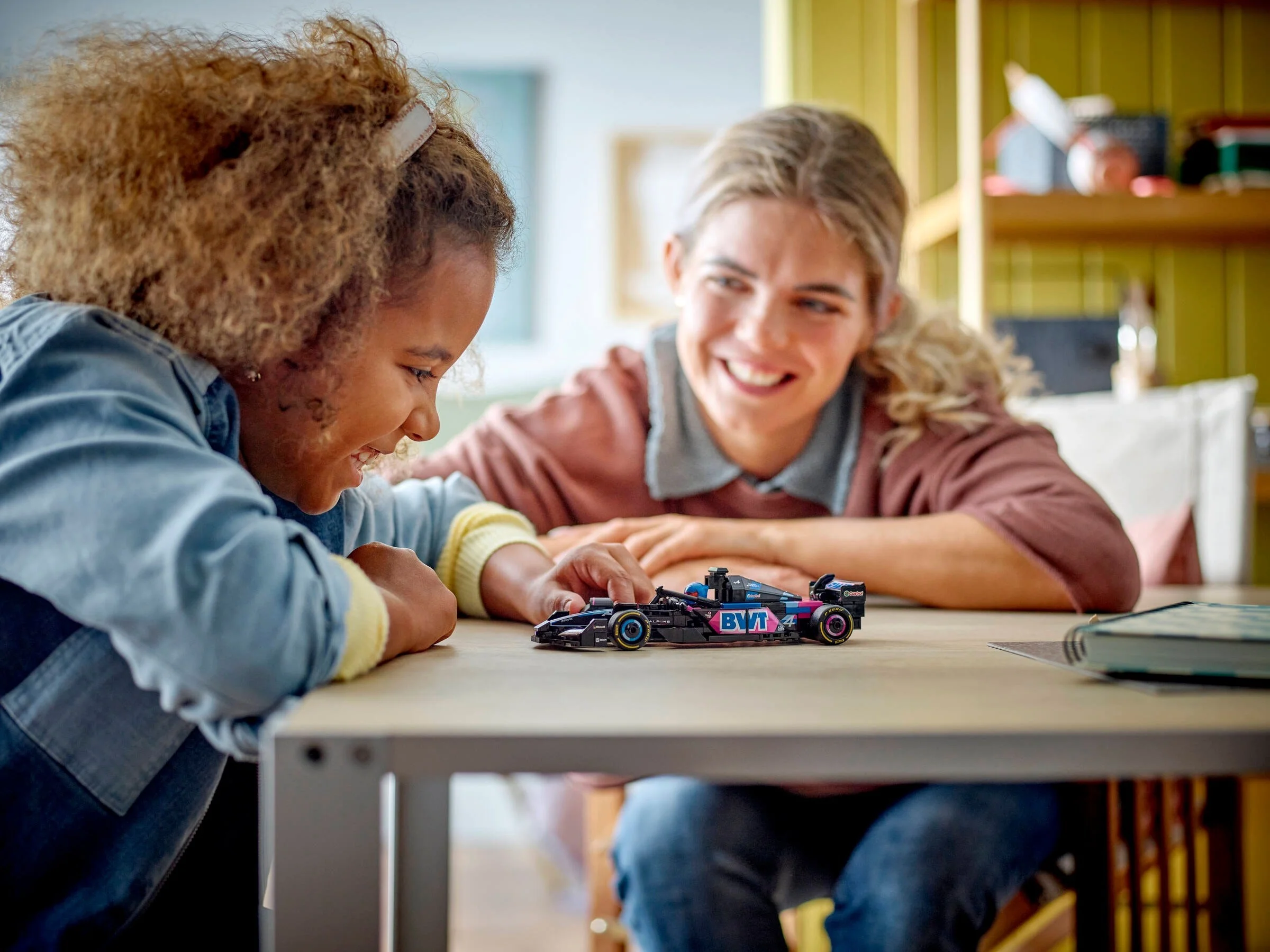 LEGO® 77248 Zespół Bolid F1® BWT Alpine A524 - zdjęcie 5