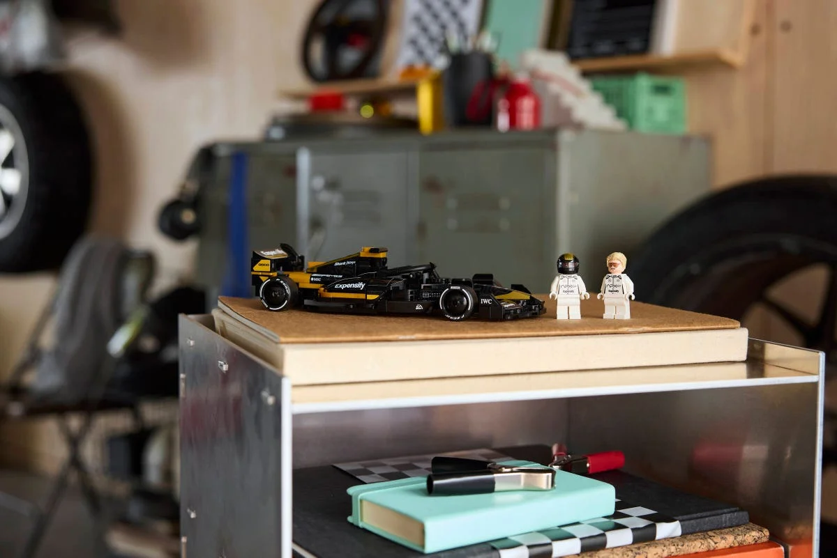 LEGO® 77252 LEGO Speed Champions F1: film - APXGP Team Race Car - zdjęcie 5