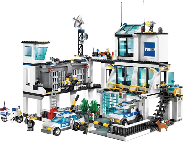 LEGO® 7744 Police Headquarters - zdjęcie 1