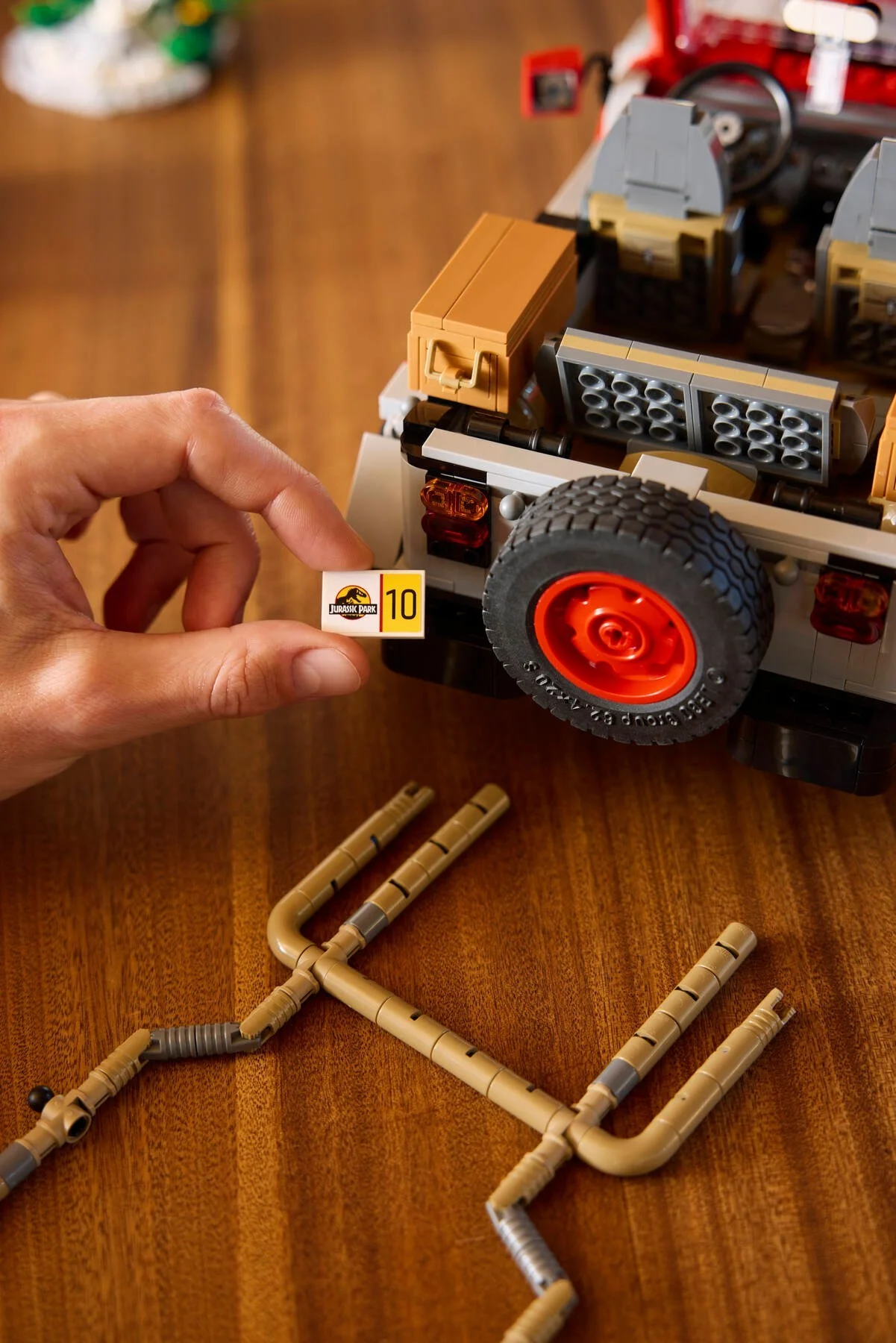 LEGO® 77984 Jurassic Park Jeep Wrangler - zdjęcie 7
