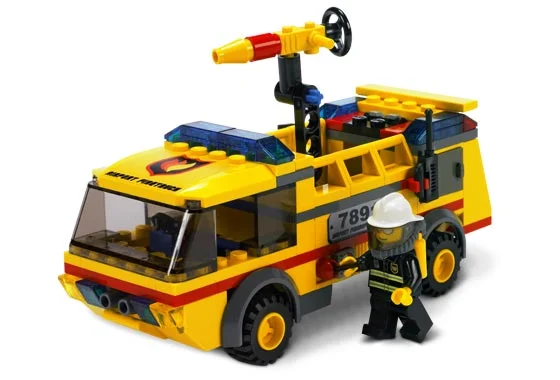 LEGO® 7891 Airport Fire Truck - zdjęcie 3