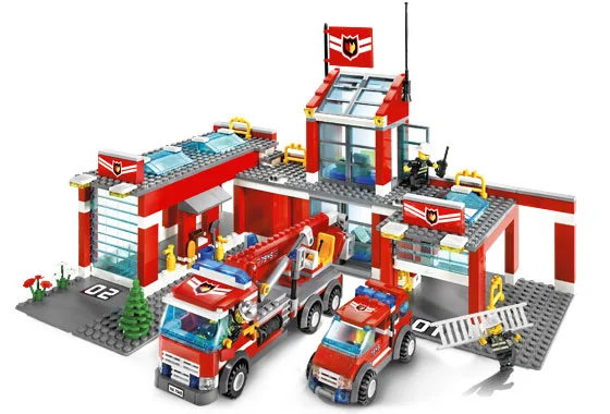 LEGO® 7945 Straż pożarna Remiza strażacka - zdjęcie 3
