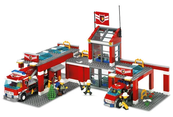 LEGO® 7945 Straż pożarna Remiza strażacka - zdjęcie 4
