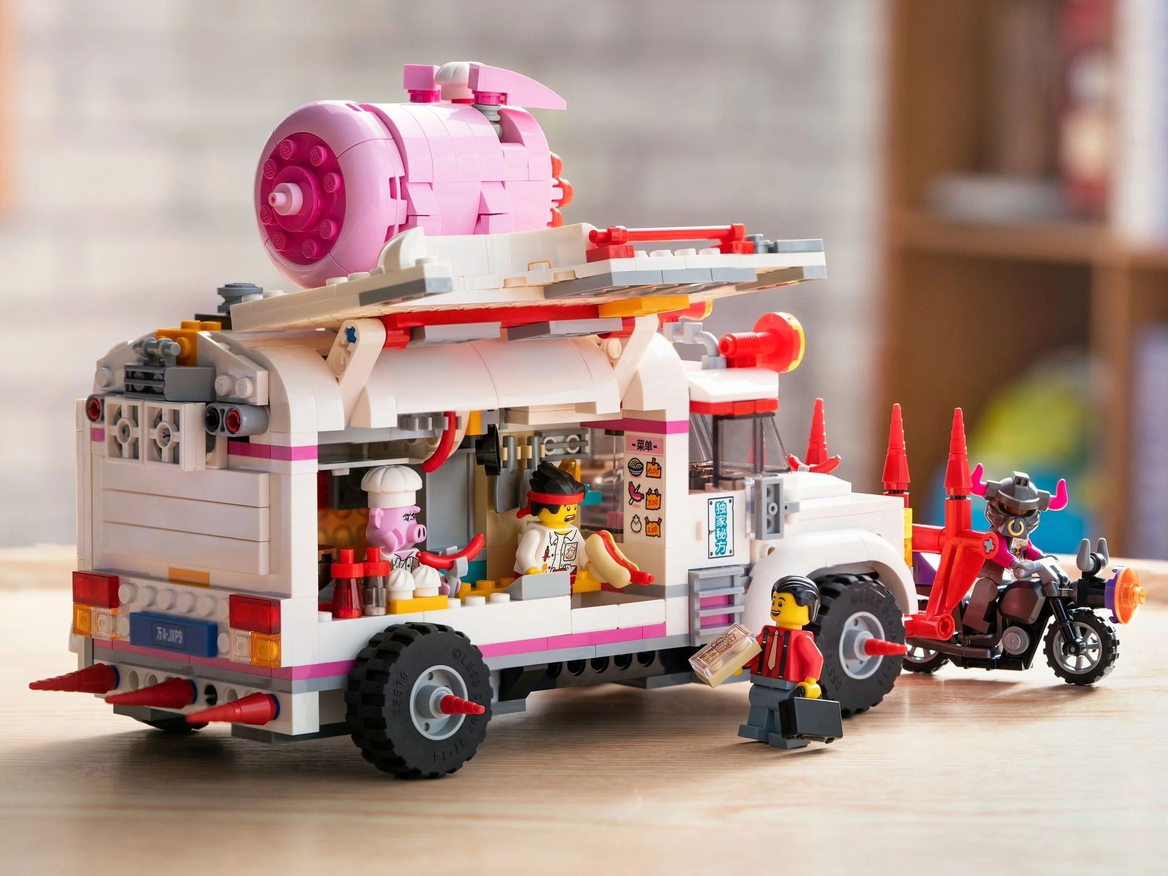 LEGO® 80009 Kid Food truck Pigsy'ego - zdjęcie 17