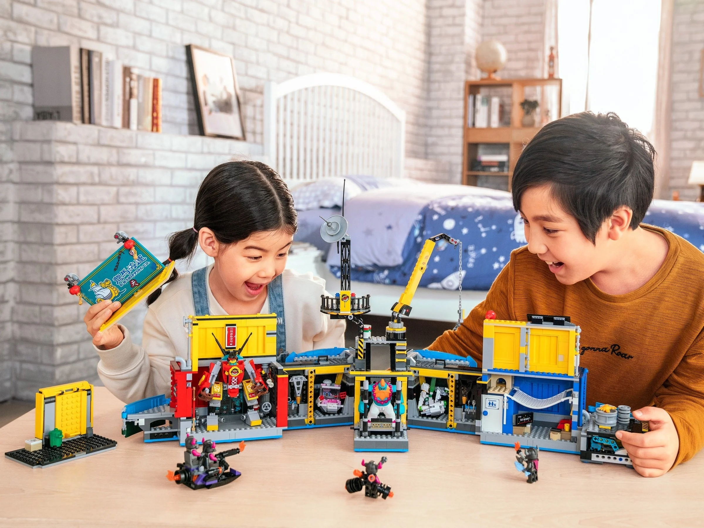 LEGO® 80013 Kid Tajne dowództwo ekipy Monkie Kida - zdjęcie 15