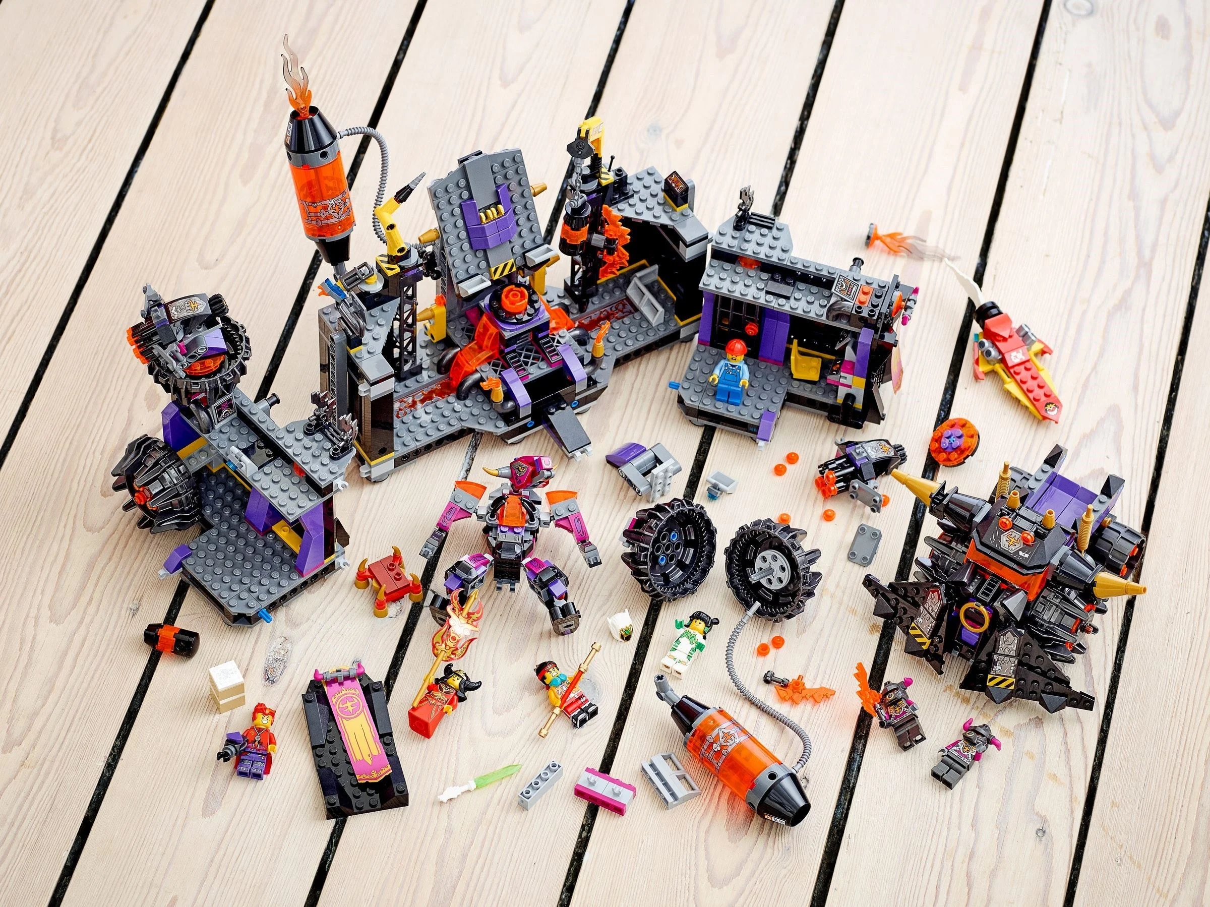 LEGO® 80016 Ognista Huta - zdjęcie 5