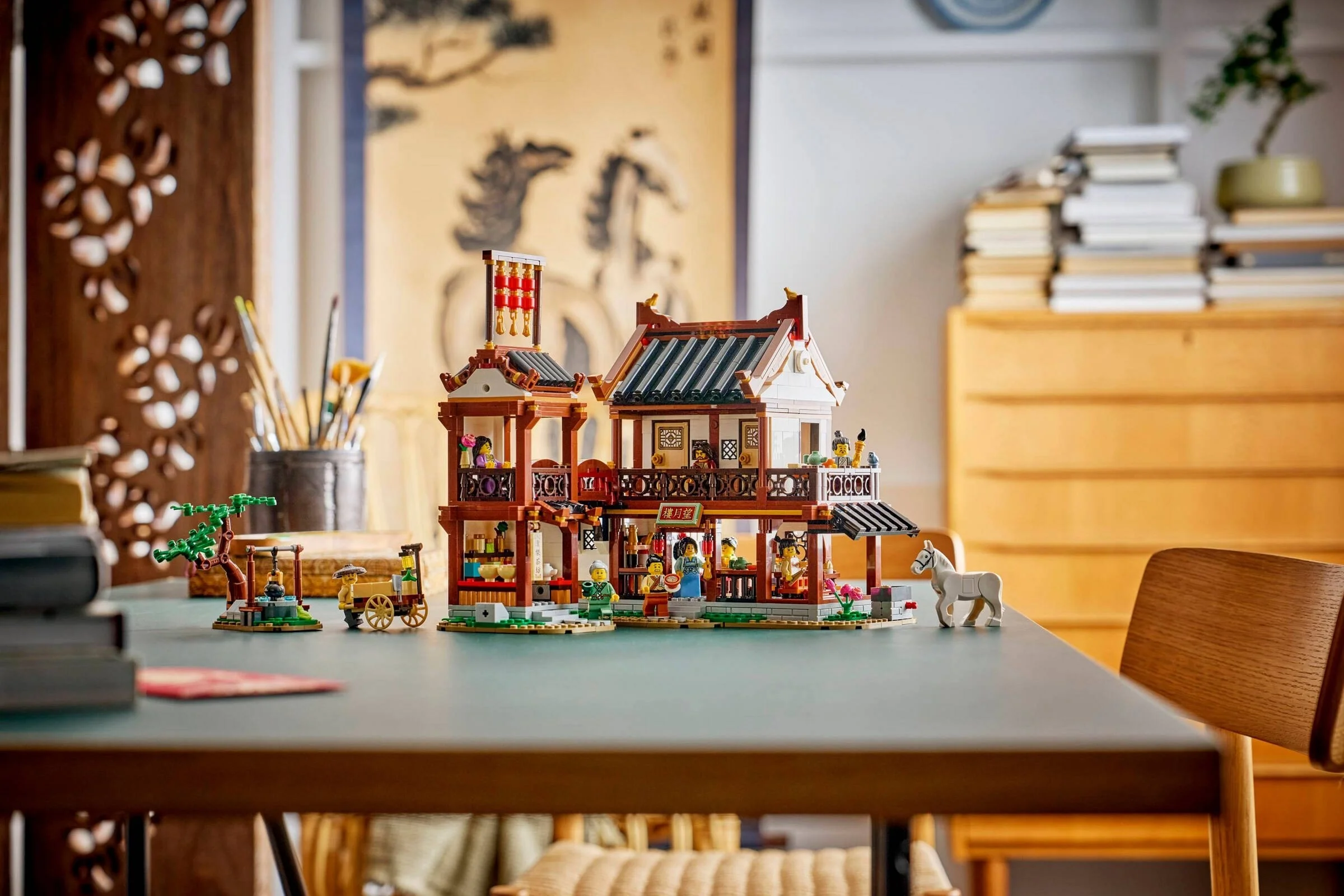 LEGO® 80121 Stary zajazd - zdjęcie 6