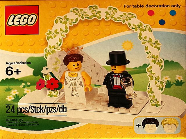 Minifigure Wedding Favor Set