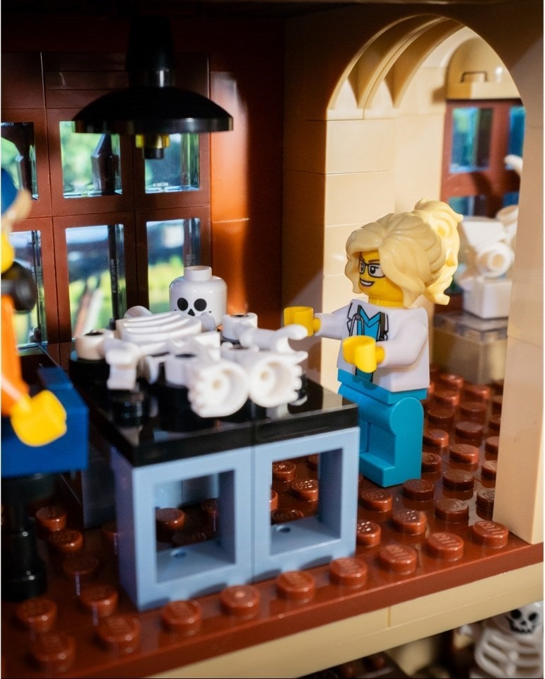 LEGO® 910068 Uniwersytet Naukowy - zdjęcie 8