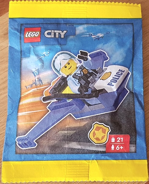 Minifigure Polybag Policeman with Jet #