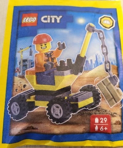 Minifigure Polybag- Builder with Crane #